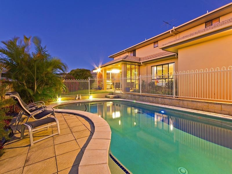 9 Orpheus Place, Redland Bay QLD 4165