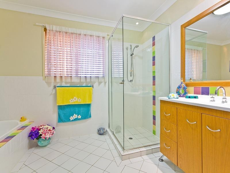 9 Orpheus Place, Redland Bay QLD 4165