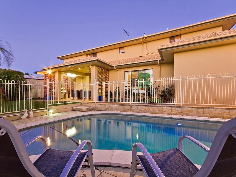 9 Orpheus Place, Redland Bay QLD 4165