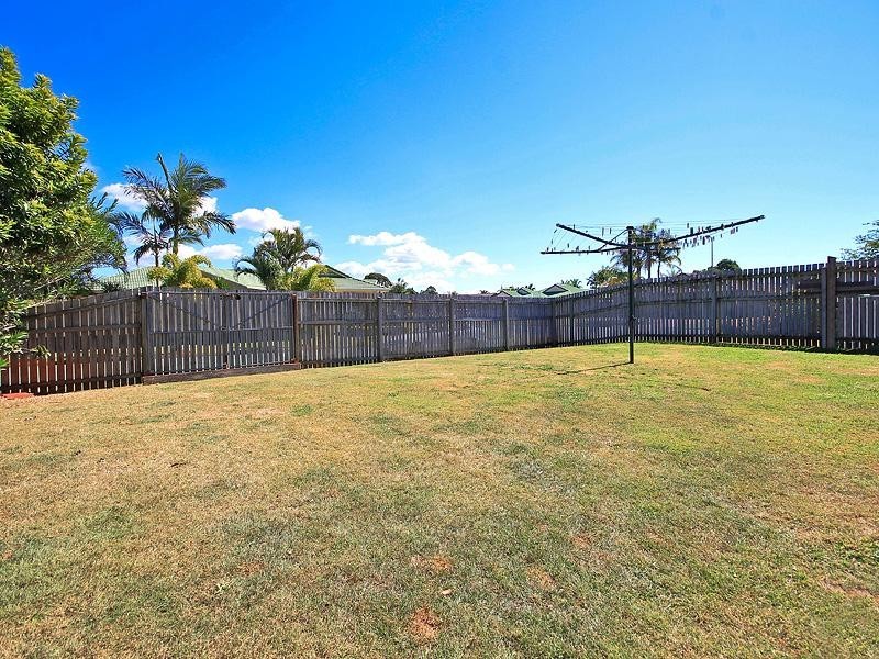 4 Minetta Street, Victoria Point QLD 4165