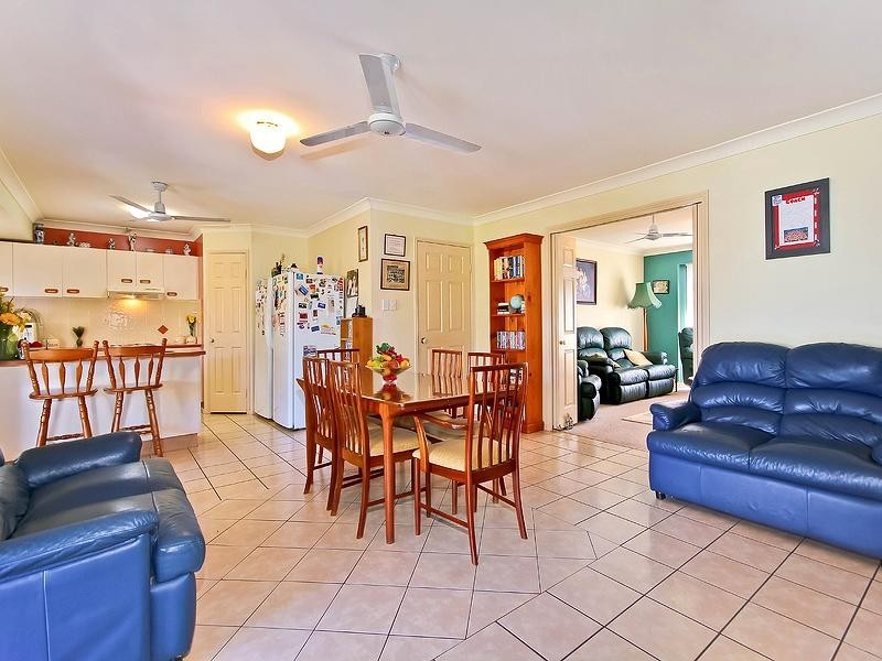 4 Minetta Street, Victoria Point QLD 4165