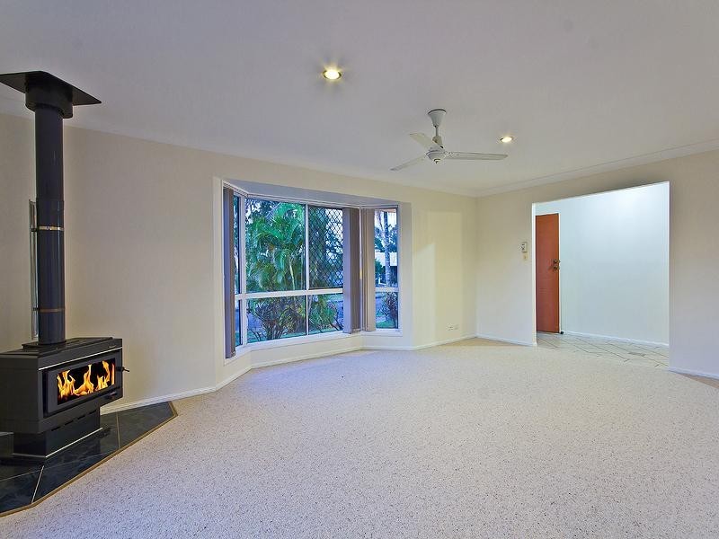 18 Dalrello Drive, Wellington Point QLD 4160