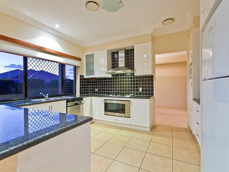 21 Beddoe Street, Thornlands QLD 4164