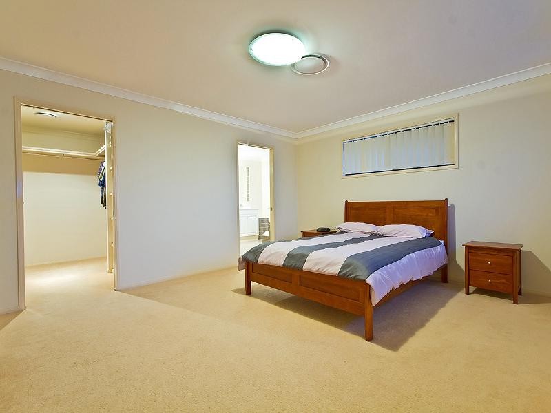 21 Beddoe Street, Thornlands QLD 4164