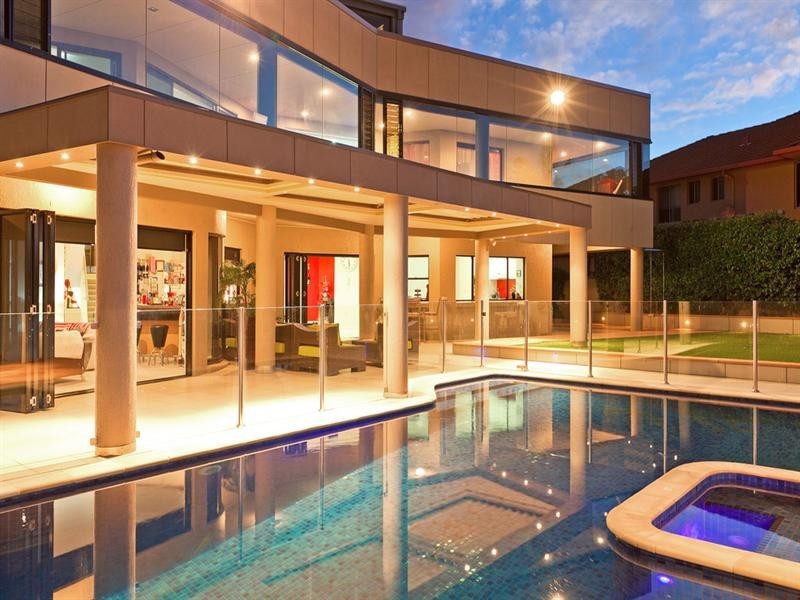 8 Sommersea Drive, Raby Bay QLD 4163