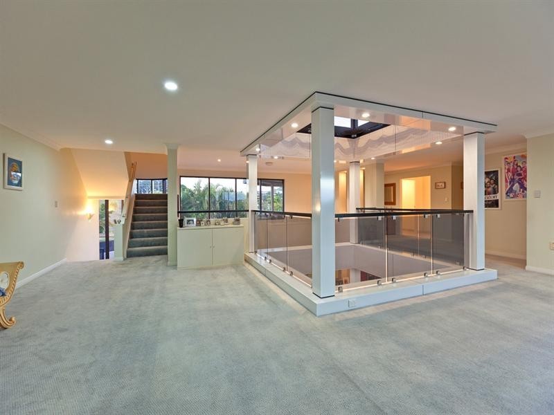 8 Sommersea Drive, Raby Bay QLD 4163