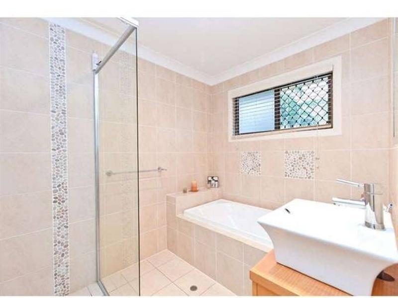 15 Sturt Street, Cleveland QLD 4163