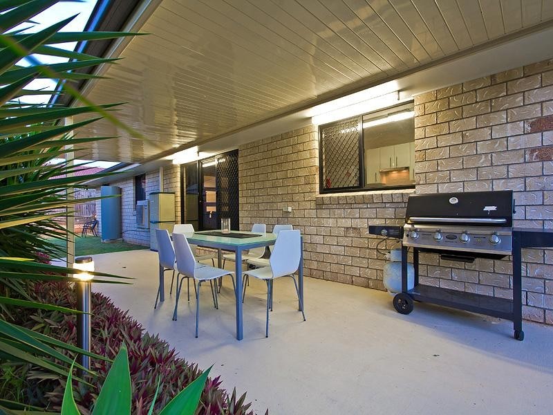 51 Sunningdale Drive, Redland Bay QLD 4165