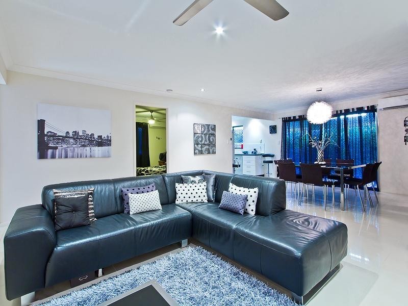 51 Sunningdale Drive, Redland Bay QLD 4165