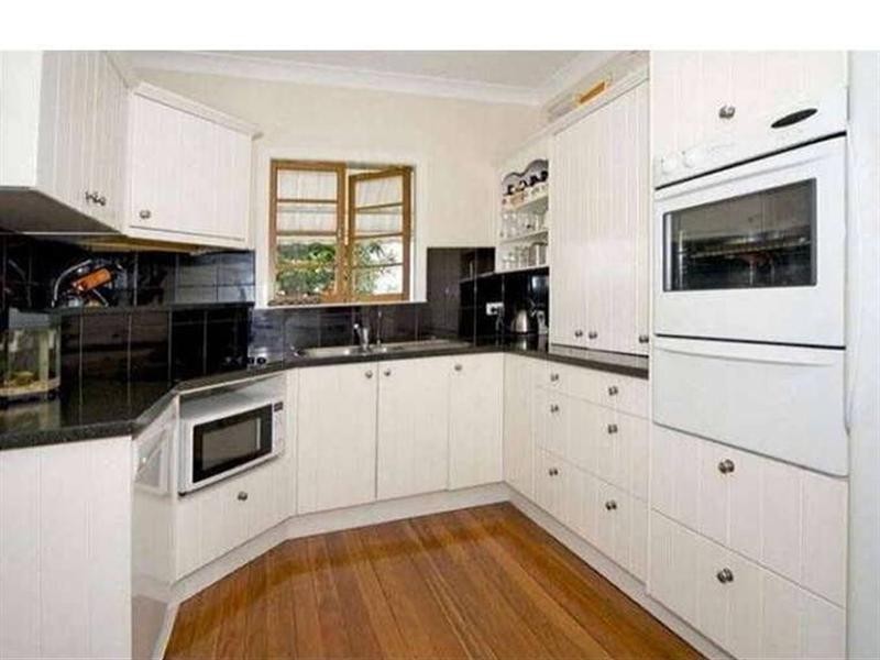 81 Pear Street, Greenslopes QLD 4120