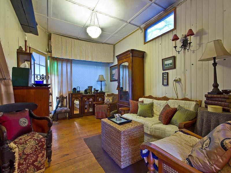 1 Shore Street East, Cleveland QLD 4163