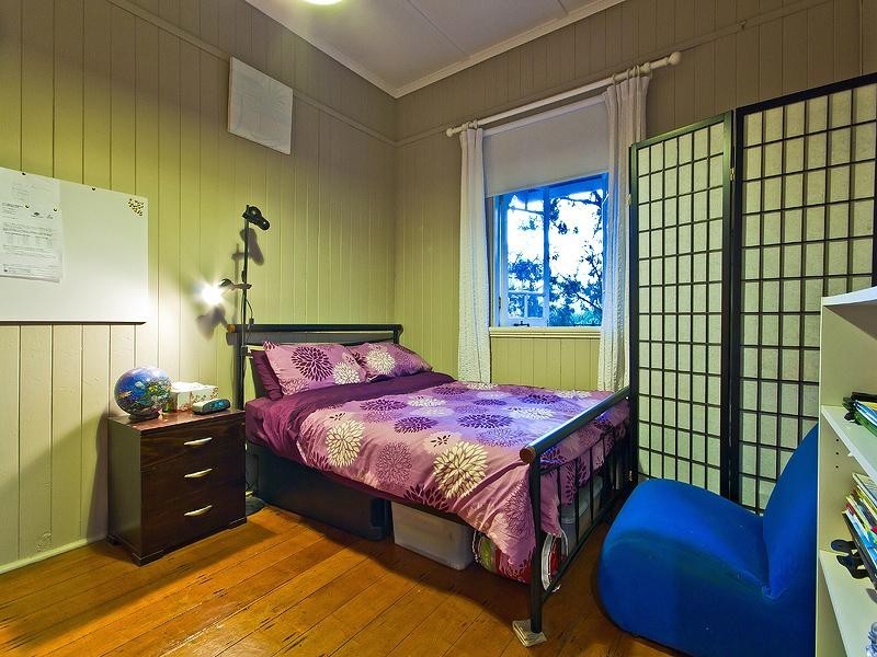 1 Shore Street East, Cleveland QLD 4163