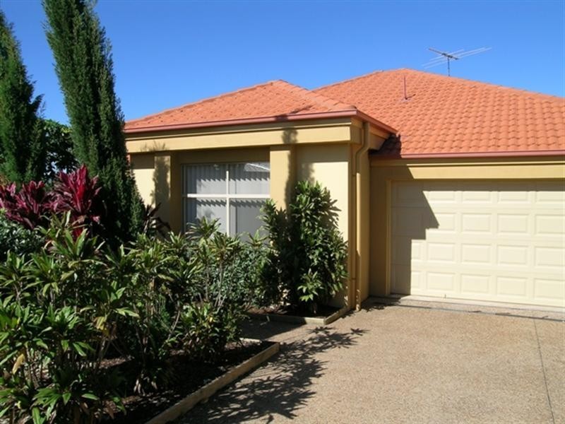 5 Mast Court, Redland Bay QLD 4165