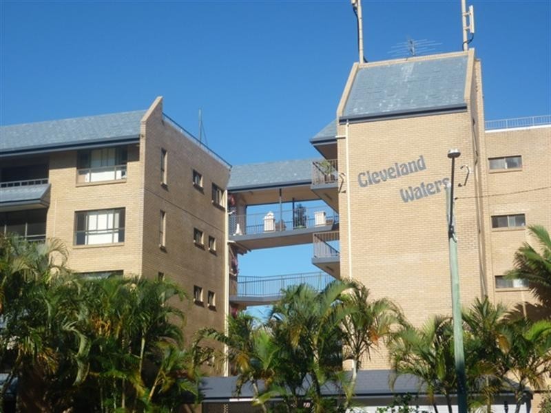 2/11 Wharf Street, Cleveland QLD 4163