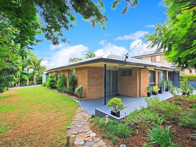 1 Lindon Street, Birkdale QLD 4159