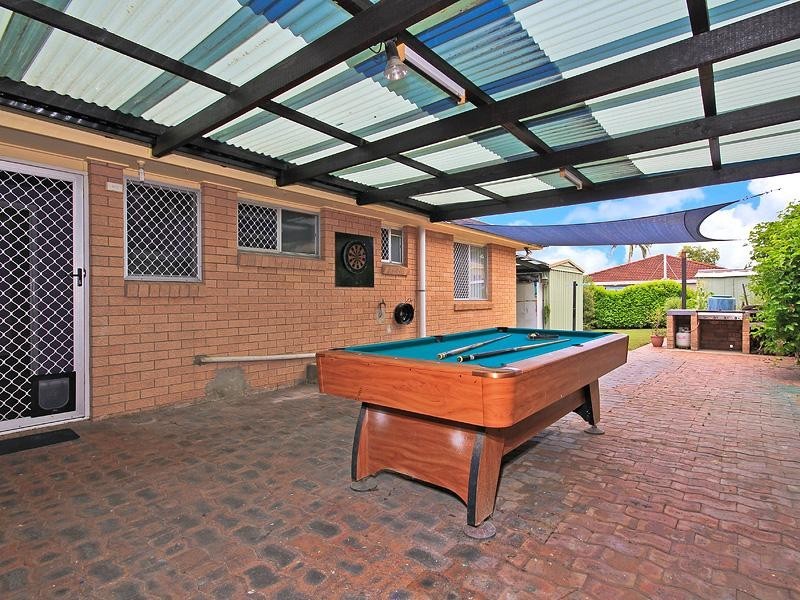 1 Lindon Street, Birkdale QLD 4159