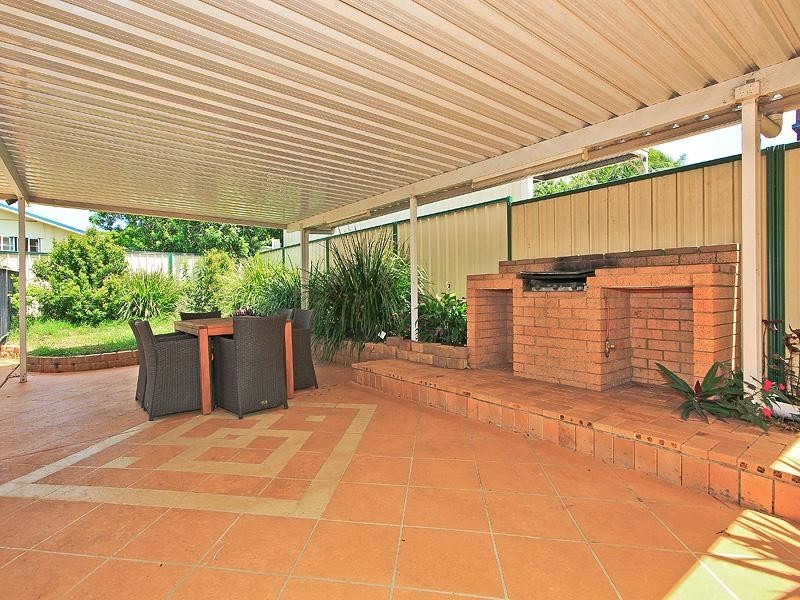 15 Allen Street, Victoria Point QLD 4165