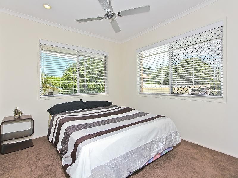 15 Allen Street, Victoria Point QLD 4165