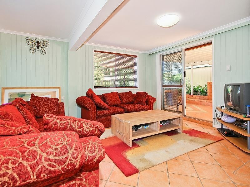 15 Allen Street, Victoria Point QLD 4165