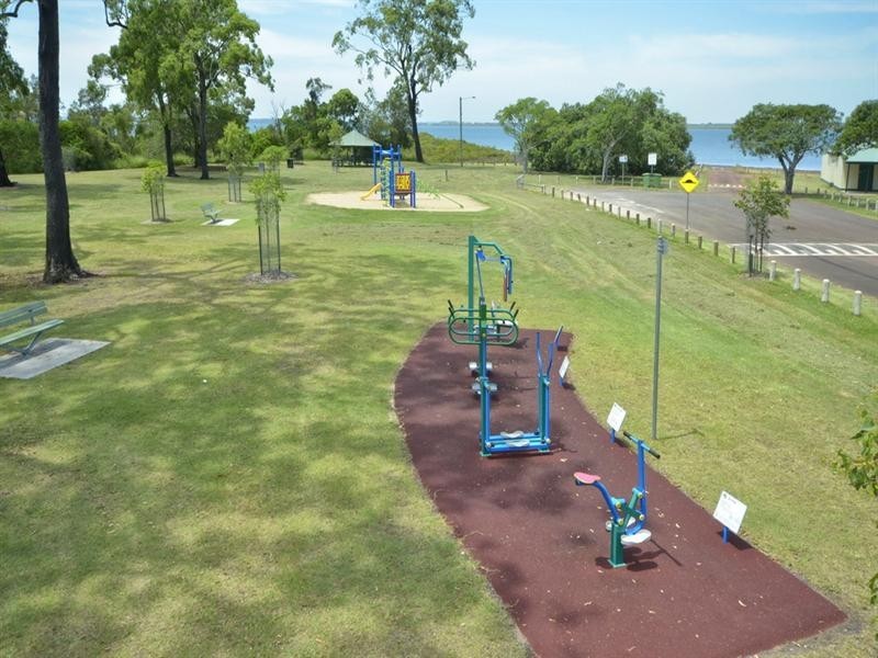 70 island Street, Cleveland QLD 4163