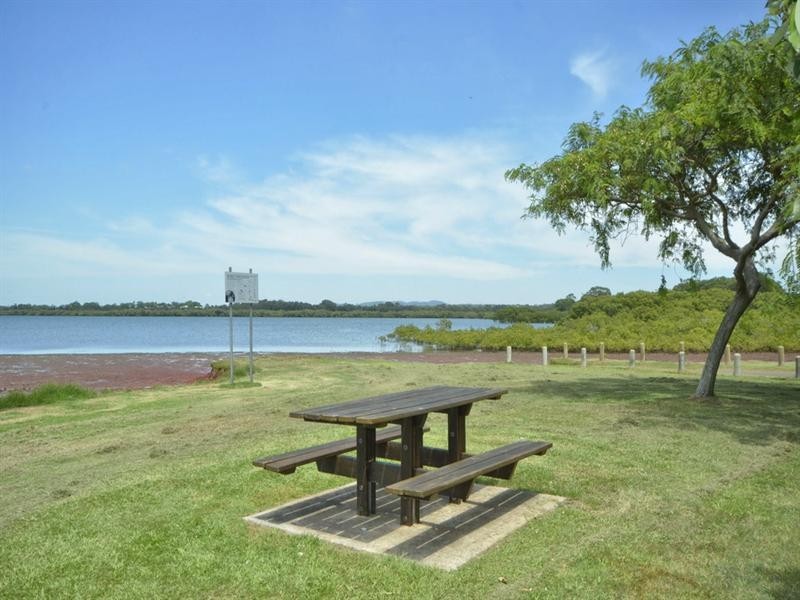 74 Island Street, Cleveland QLD 4163