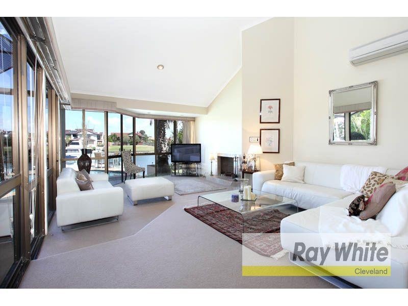 33 Anchorage Drive, Raby Bay QLD 4163