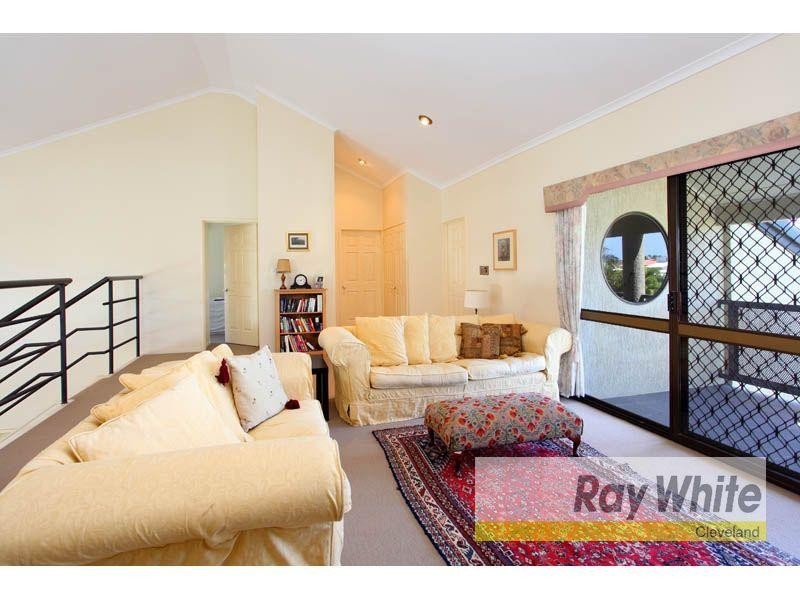 33 Anchorage Drive, Raby Bay QLD 4163
