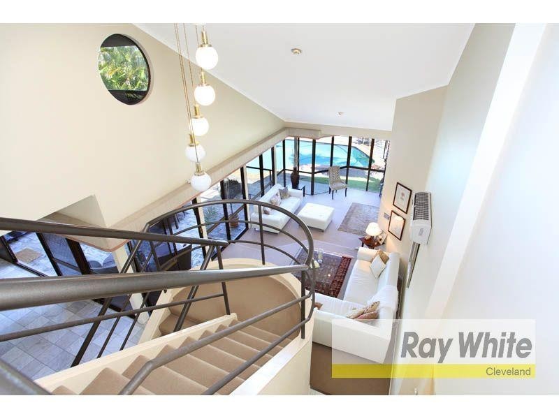 33 Anchorage Drive, Raby Bay QLD 4163