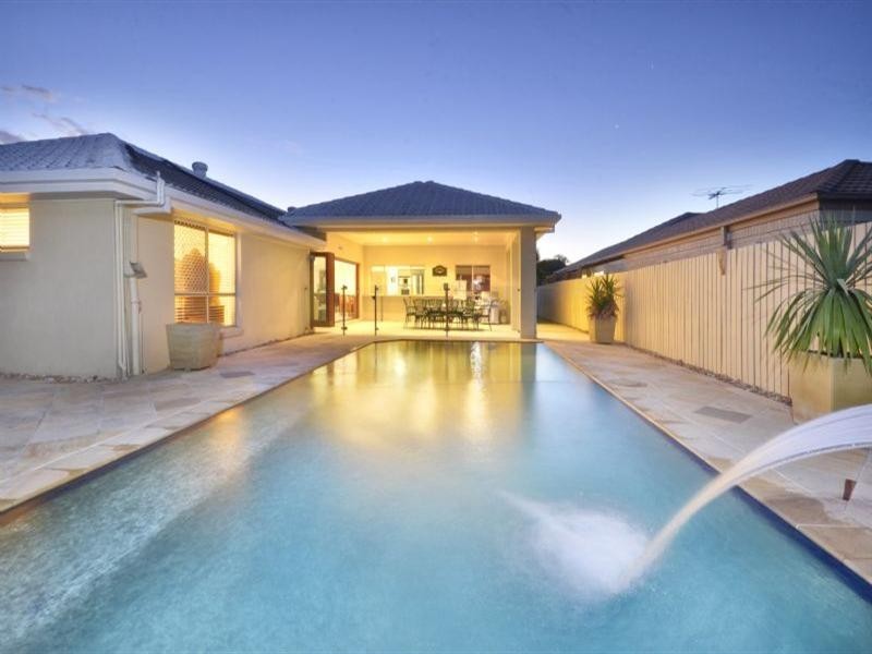 10 Nautilus Drive, Ormiston QLD 4160