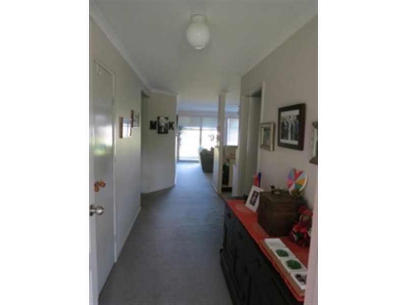 102 Montgomery Street, Wellington Point QLD 4160