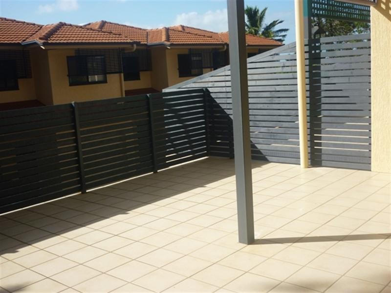 4/123 Shore Street North, Cleveland QLD 4163