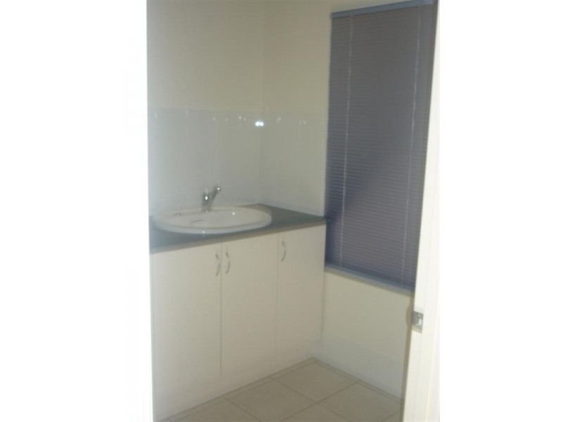 4/123 Shore Street North, Cleveland QLD 4163