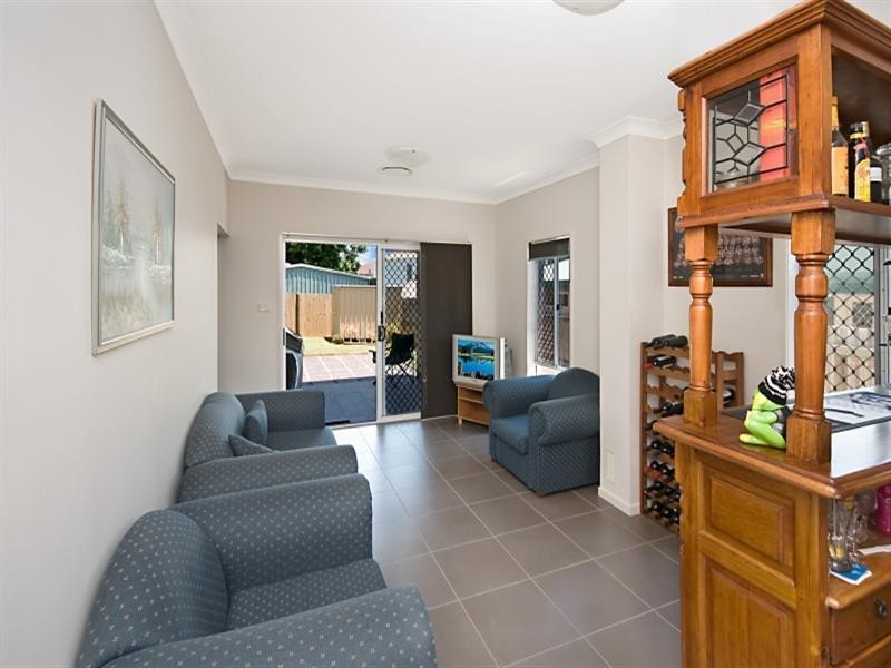 122 Stradbroke Avenue, Wynnum QLD 4178