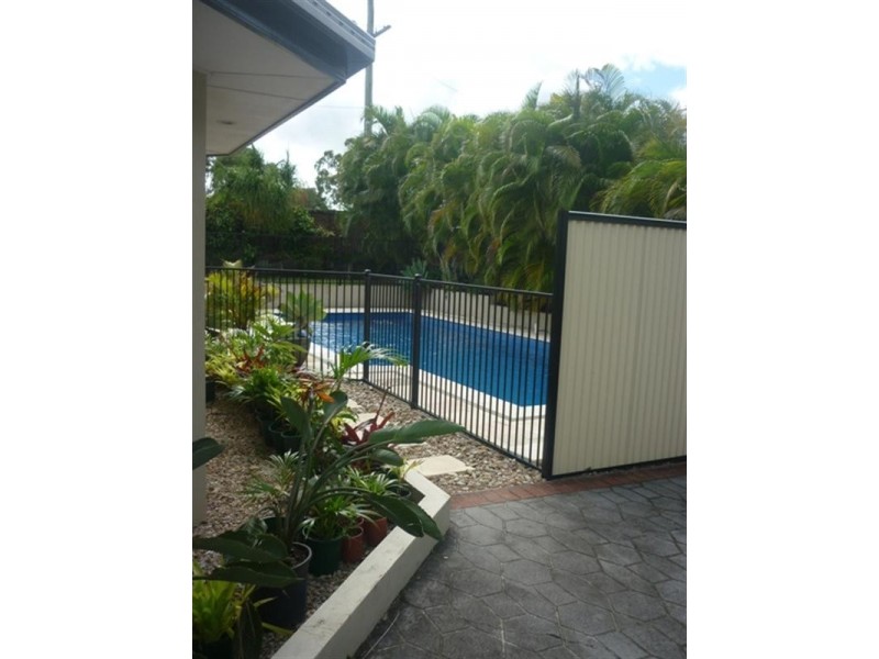 5 Glenwood Court, Birkdale QLD 4159