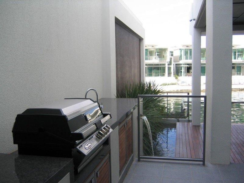 4104 Ephraim Island, Paradise Point QLD 4216