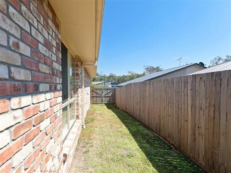 4 Shearwater Street, Cleveland QLD 4163