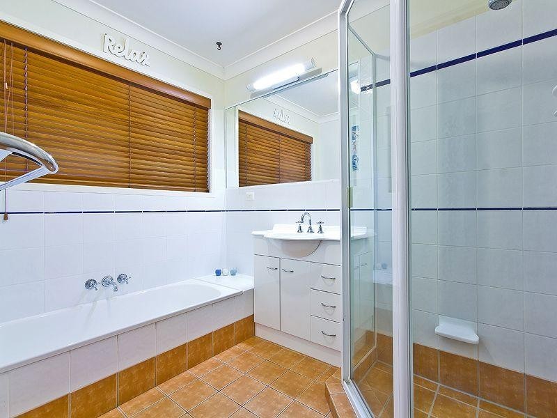 5 Downing Street, Birkdale QLD 4159