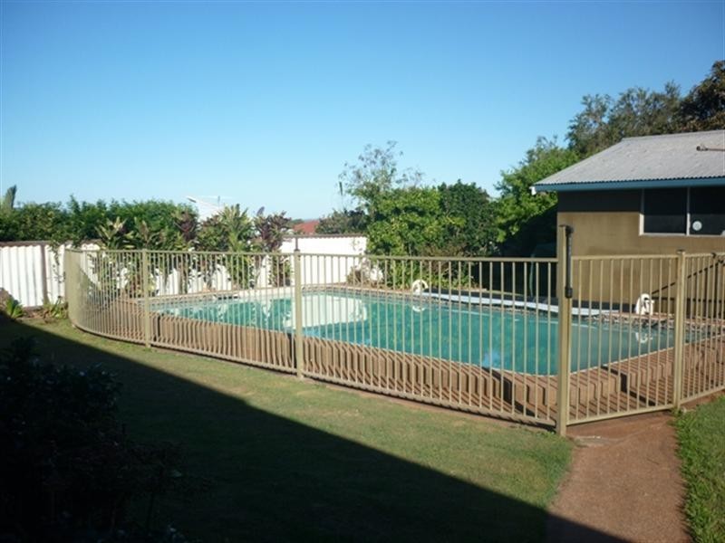 132 South Street, Cleveland QLD 4163