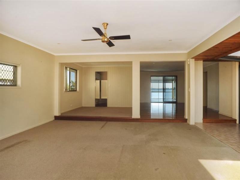 202 Shore Street North, Cleveland QLD 4163