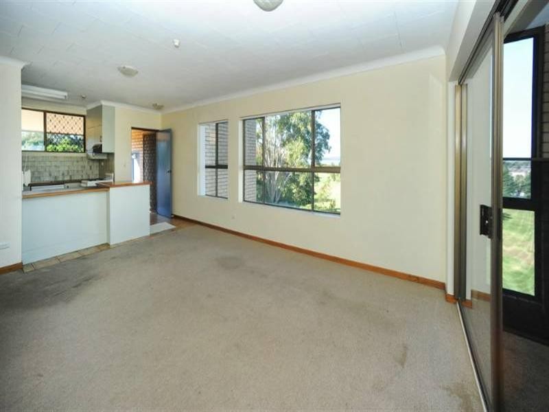 30/11 Wharf Street, Cleveland QLD 4163