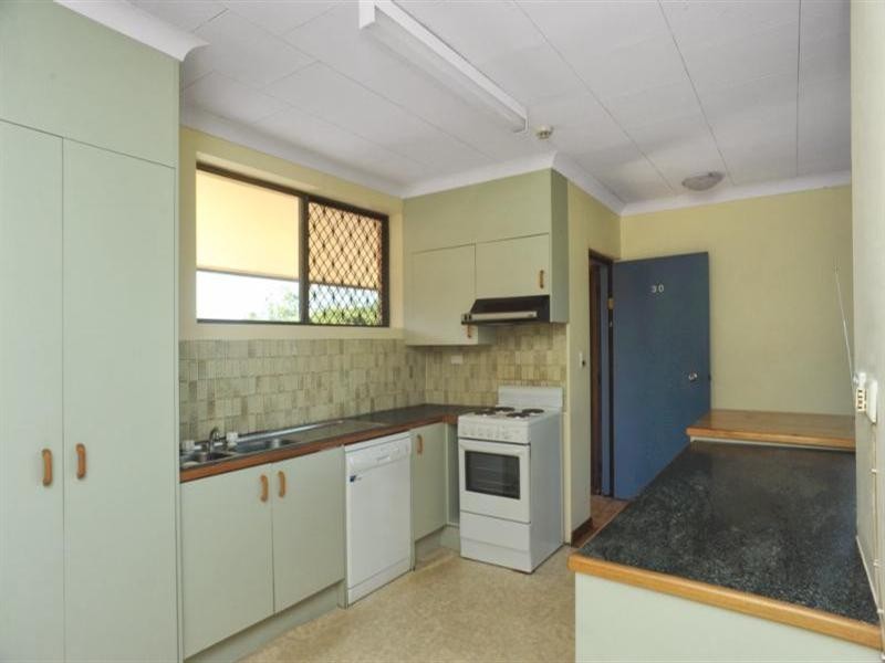 30/11 Wharf Street, Cleveland QLD 4163