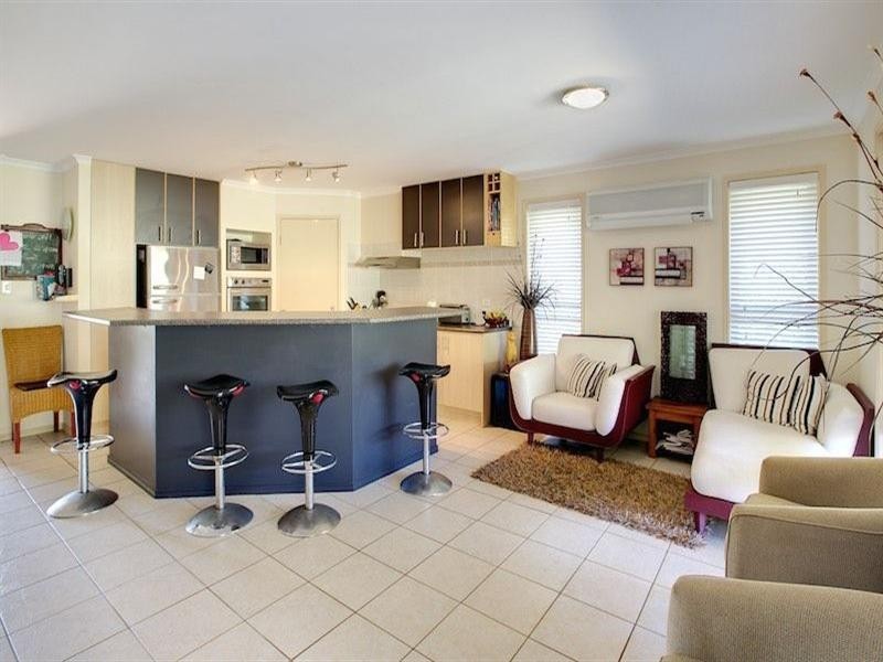 11 Baythorn Drive, Thornlands QLD 4164