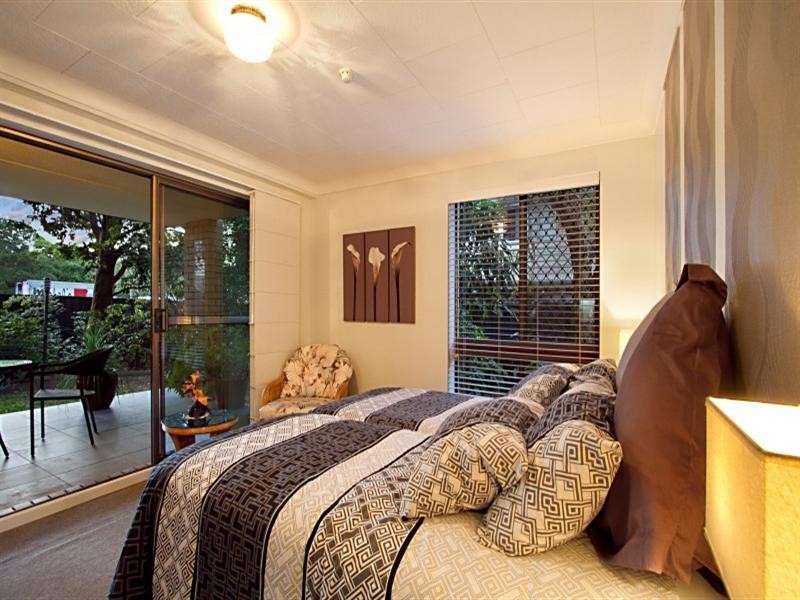 1a/11 Wharf Street, Cleveland QLD 4163