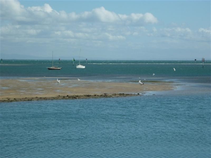 35 Flinders Avenue, Dunwich QLD 4183