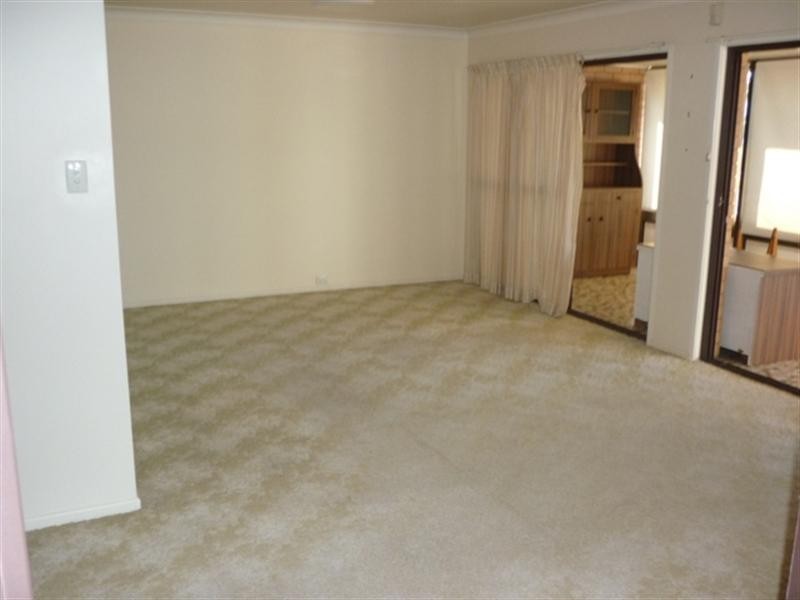 132 South Street, Cleveland QLD 4163