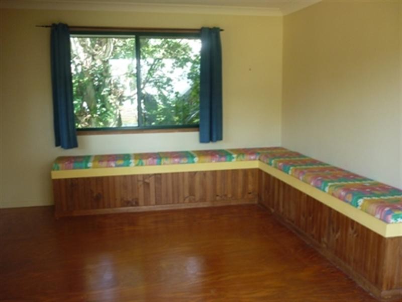 11 Fernbourne Road, Wellington Point QLD 4160