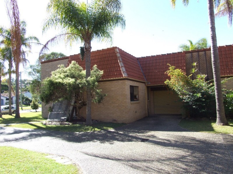1/5 Robert Garrett Street, Coffs Harbour NSW 2450
