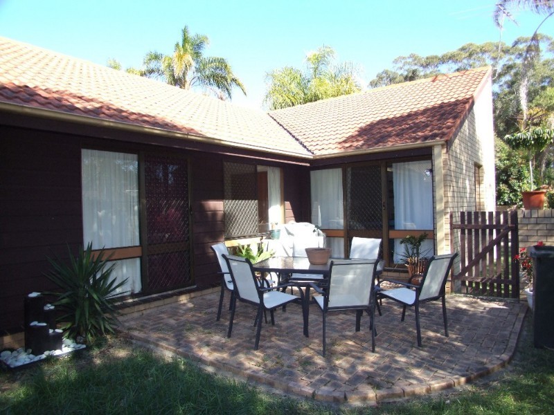 1/5 Robert Garrett Street, Coffs Harbour NSW 2450