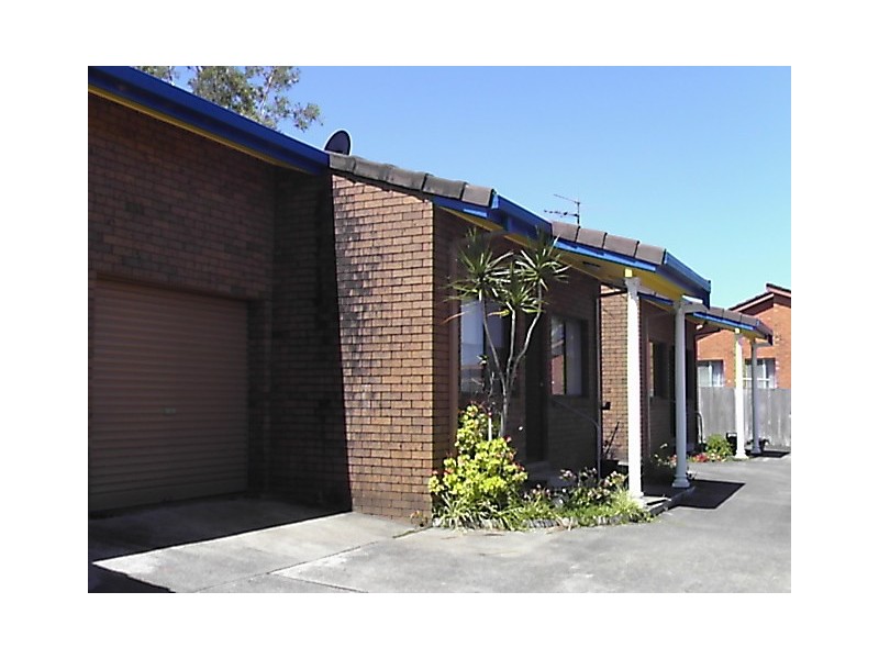 2/15 Wirrabilla Drive, Toormina NSW 2452