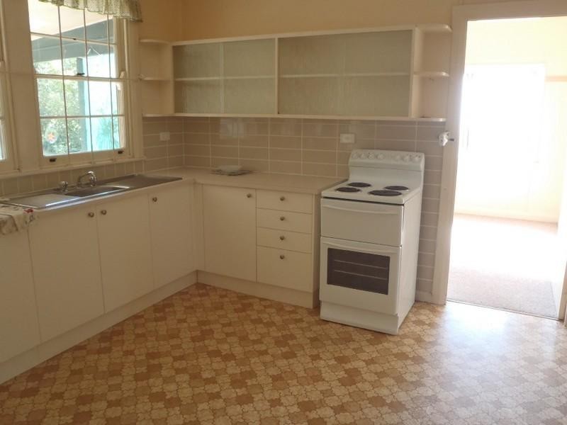 75 Azalea Avenue, Coffs Harbour NSW 2450